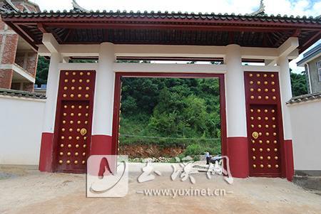 出資修建的三百畝村老年活動(dòng)中心