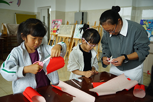 玉溪市暑假少兒文藝公益培訓班落幕.jpg