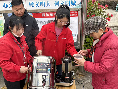 高龍潭社區開展冬至主題活動.jpg