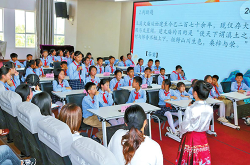 童聲詩韻滿校園.jpg