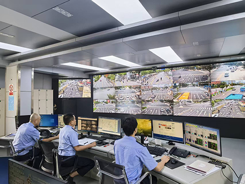中心城區主干道高峰時段平均車速提升22%.jpg