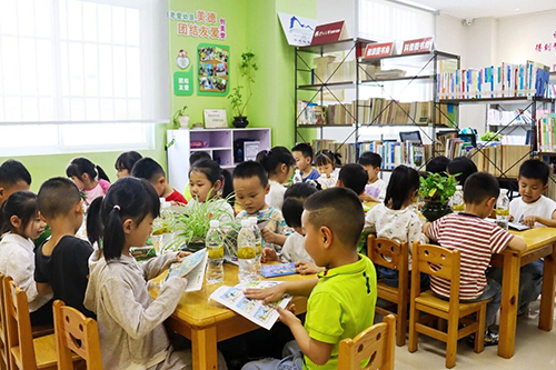 澄江市“三個堅持”盤活農家書屋陣地 深耕鄉村書香沃土2.jpg